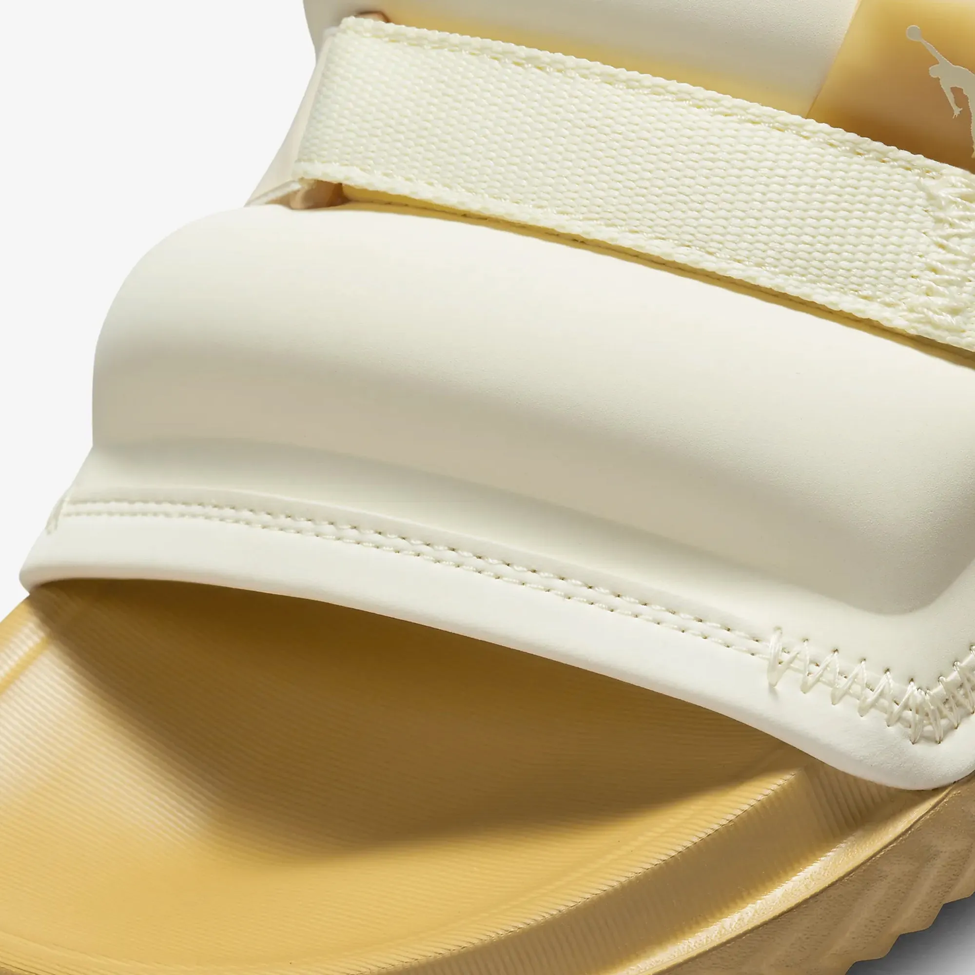 Jordan | SUPER PLAY  { COCONUT MILK/COCONUT MILK-ELEMENTAL GOLD