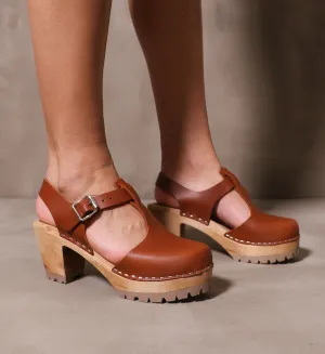 MADELINE T-STRAP CLOG