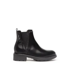 NEROGIARDINI WOMEN LEATHER CHELSEA BOOTS IN BLACK