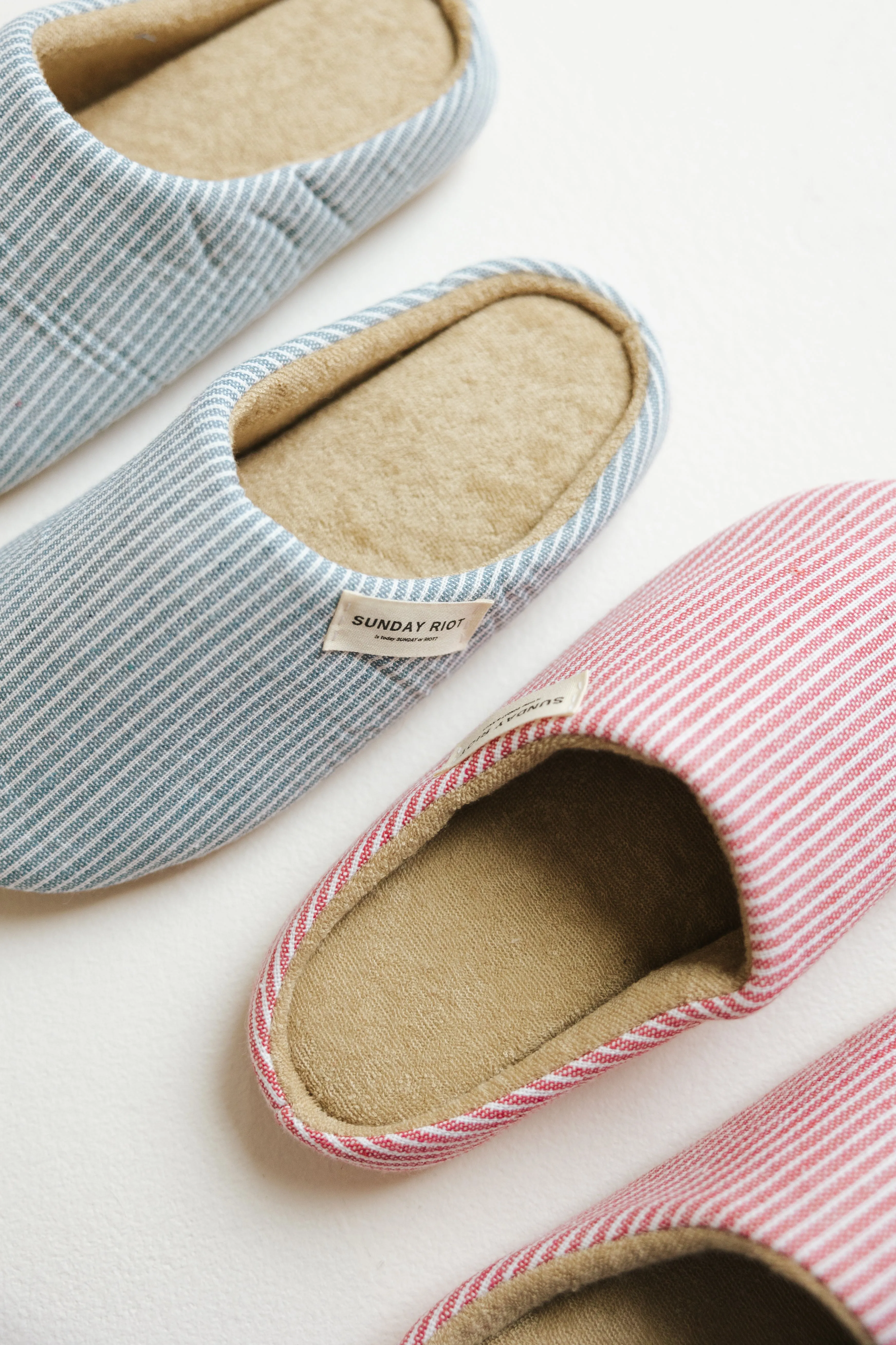 Riot Micro Stripped Slippers in- Blueberry
