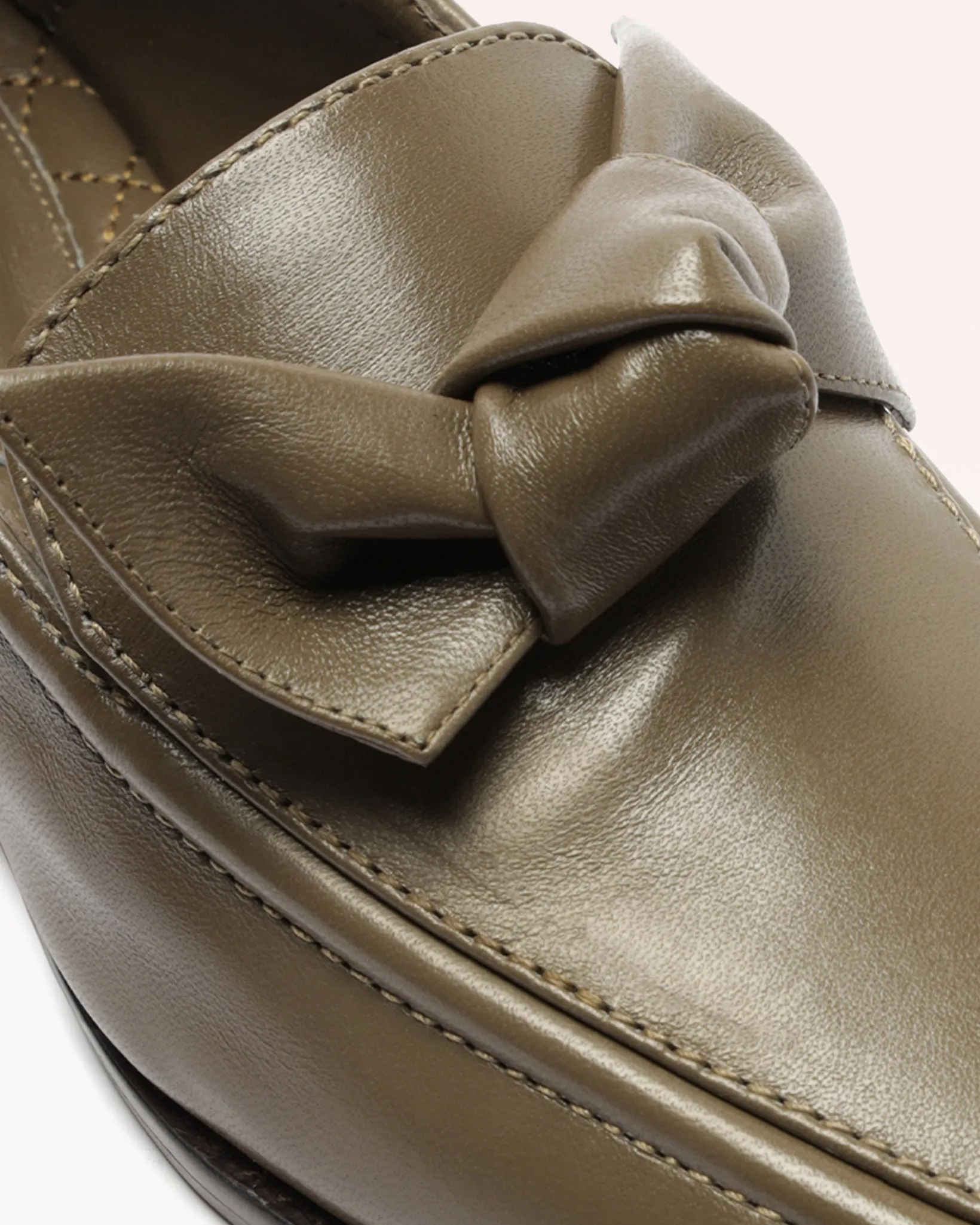 Soft Maxi Clarita Loafer Pebble