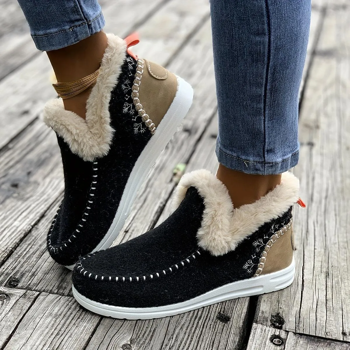 Women's Flat Furry Shoes: Essential Cozy Sneakers for Winter Outings