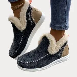 Women's Flat Furry Shoes: Essential Cozy Sneakers for Winter Outings